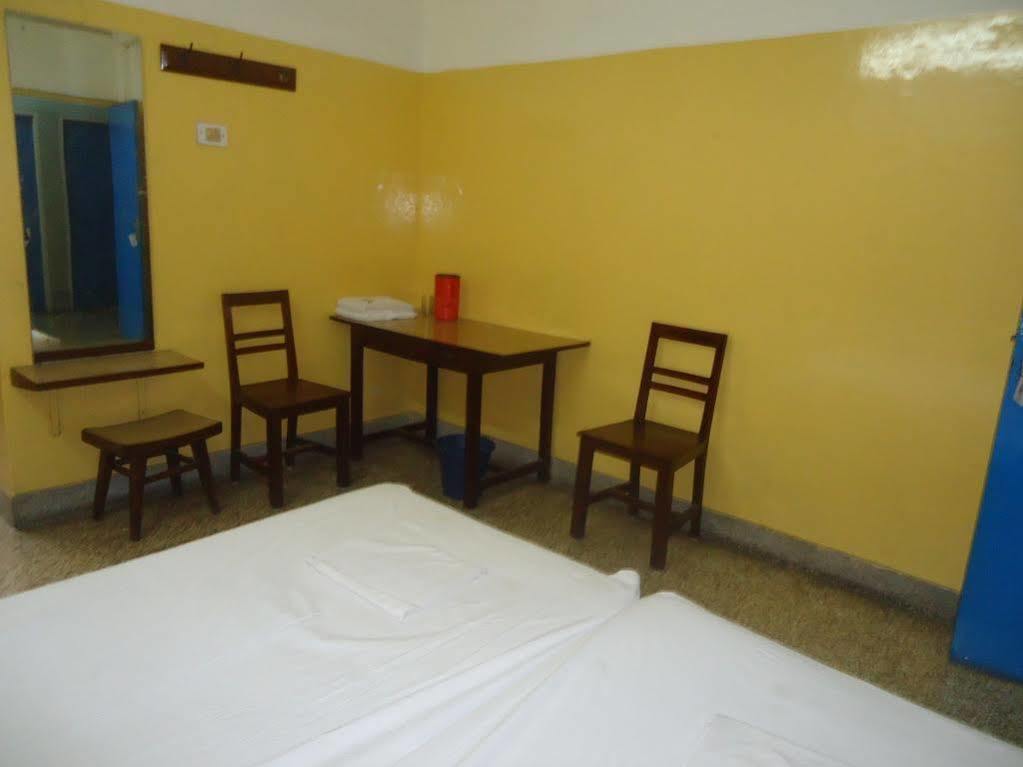 Hotel Mysore Dasaprakash エクステリア 写真